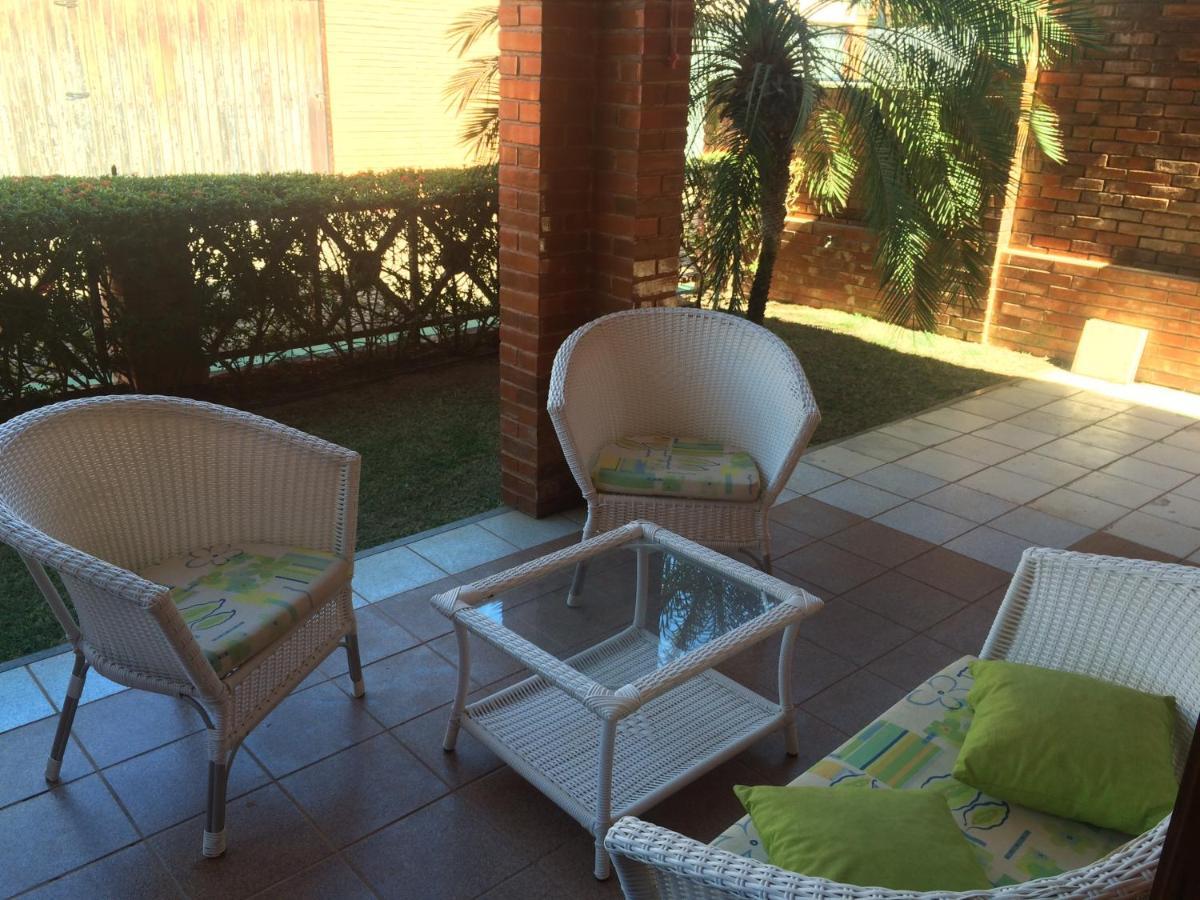 פורטאלזה Linda Casa Porto Das Dunas: 4 Suites, Churrasqueira E Piscina מראה חיצוני תמונה