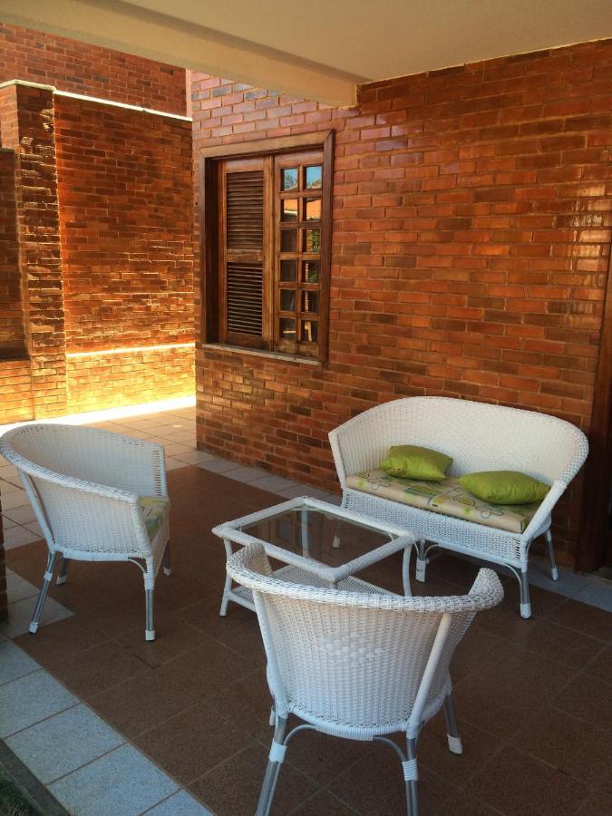 פורטאלזה Linda Casa Porto Das Dunas: 4 Suites, Churrasqueira E Piscina מראה חיצוני תמונה